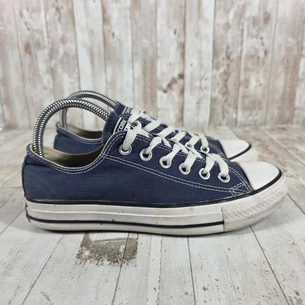 Converse Chuck Taylor‎ All Star Low Top Navy Blue Canvas Sneakers W9697 Womens 7